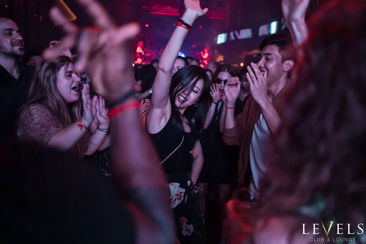 Best Sports Bars in Bangkok - Watch Live Football, UFC & More