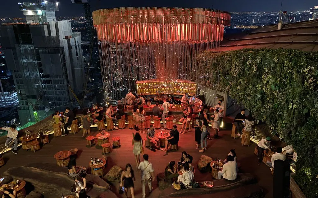 Best Rooftop Bars in Bangkok: 7 Stunning Spots Above the Skyline