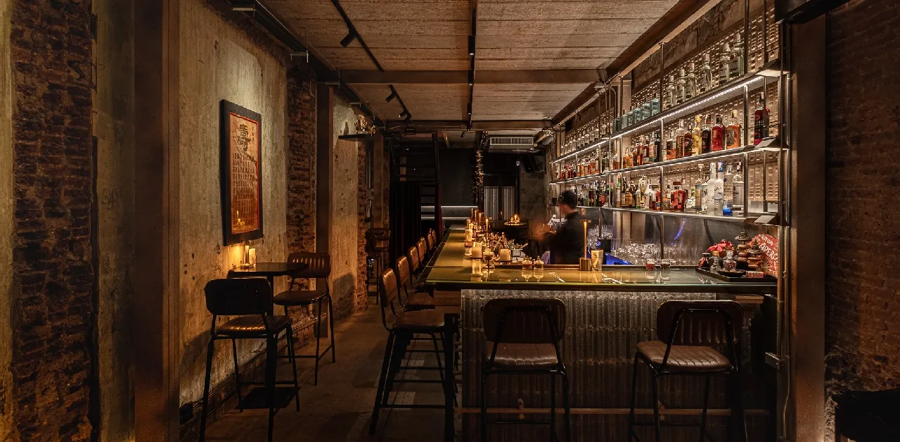 Ang Yi - Bars in Yaowarat, Bangkok