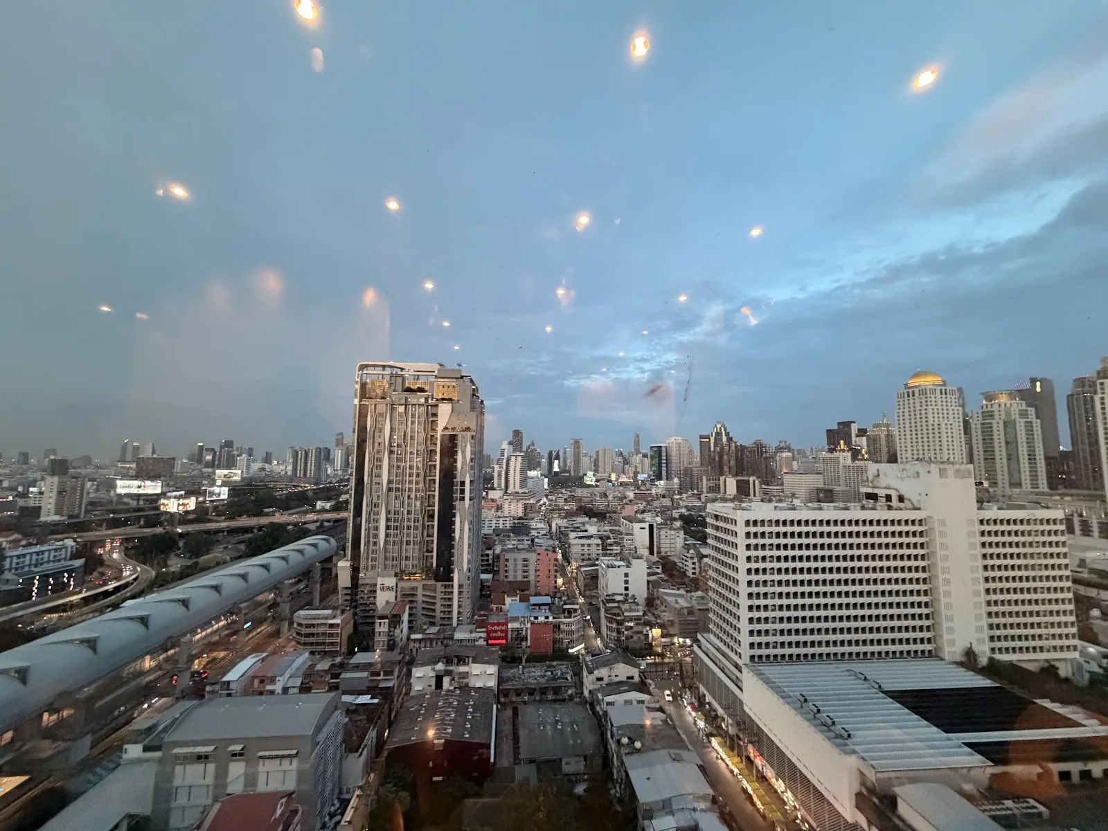 The Roof Top Bar (Baiyoke Sky) - Rooftops in Pratunam, Bangkok