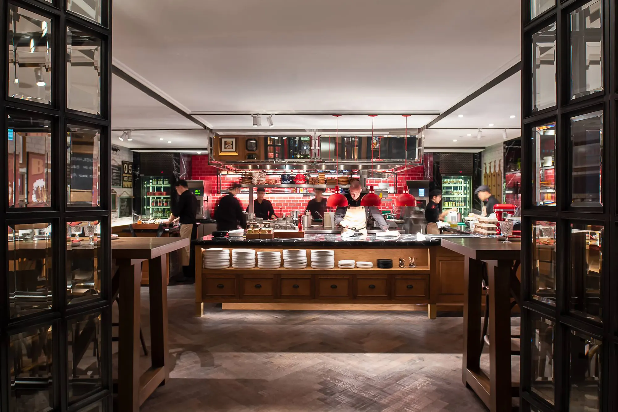 Belga Rooftop Bar & Brasserie - Rooftops in Sukhumvit, Bangkok