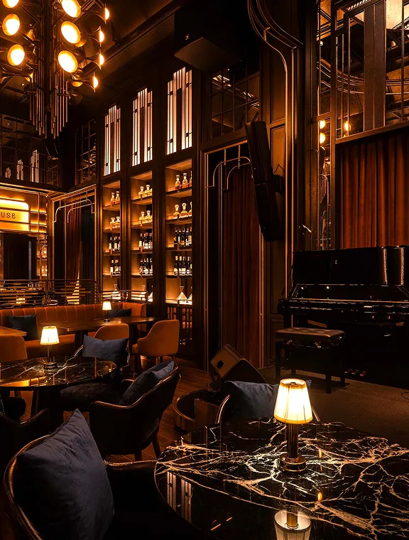 Brass House Bangkok - Photo 3