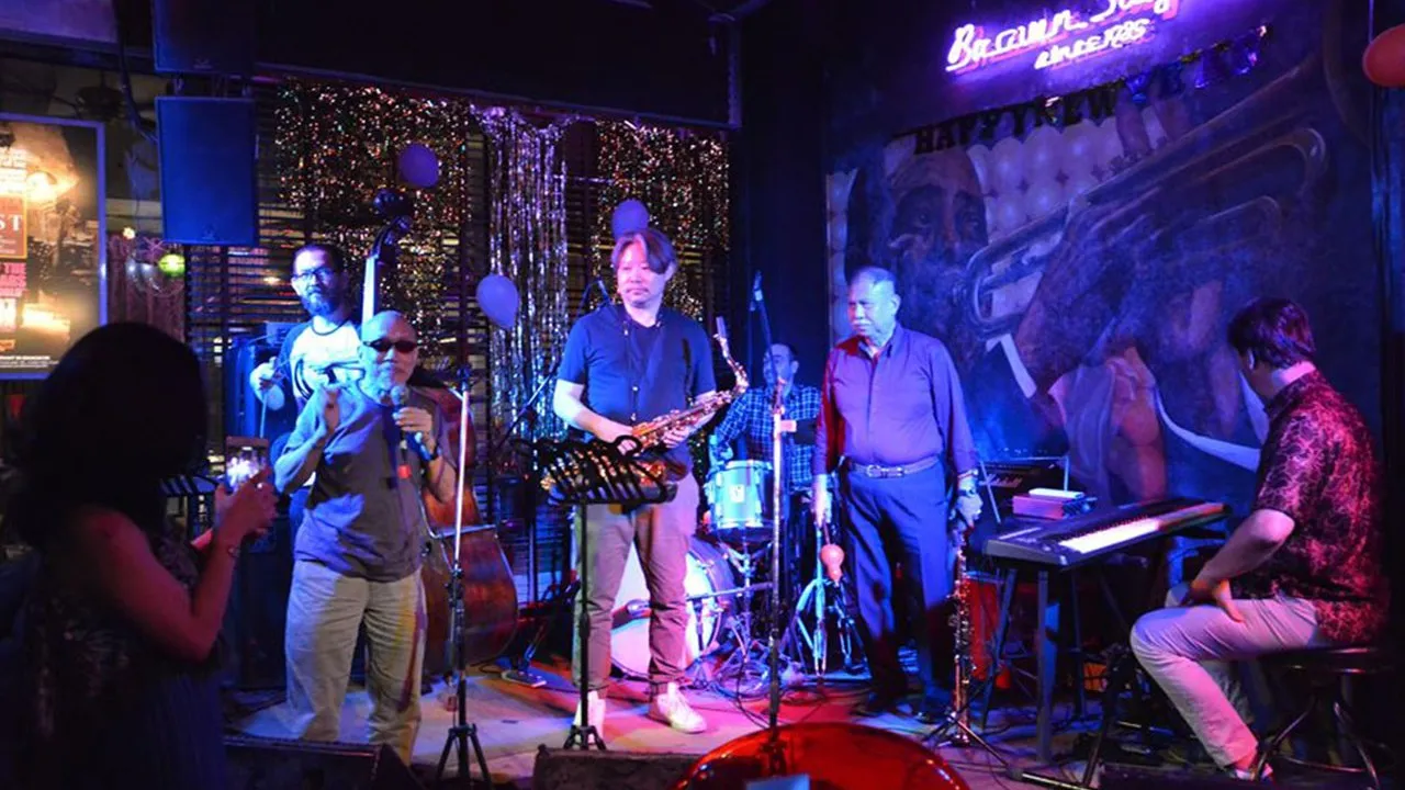 Brown Sugar - Photo 3