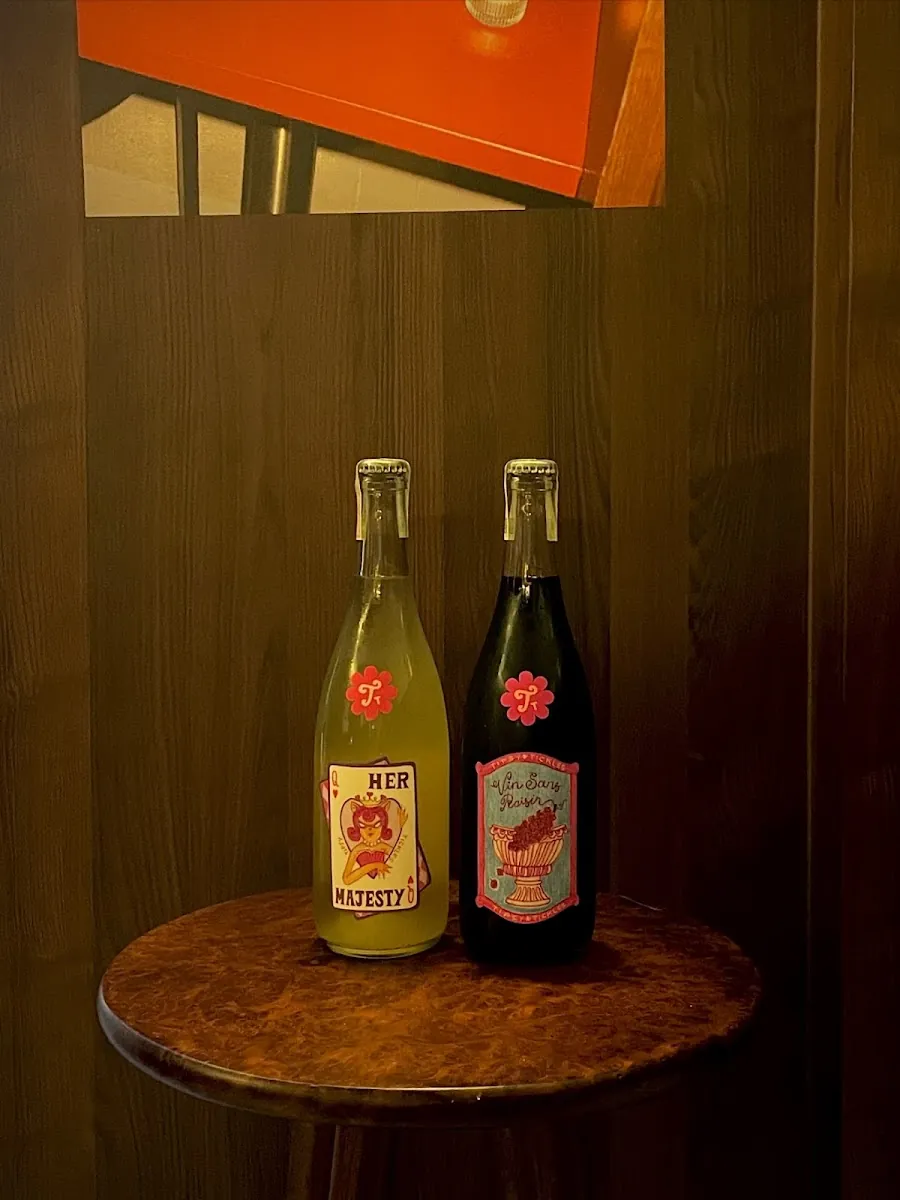 COLLECTED Natural Wine Bar - Photo 1