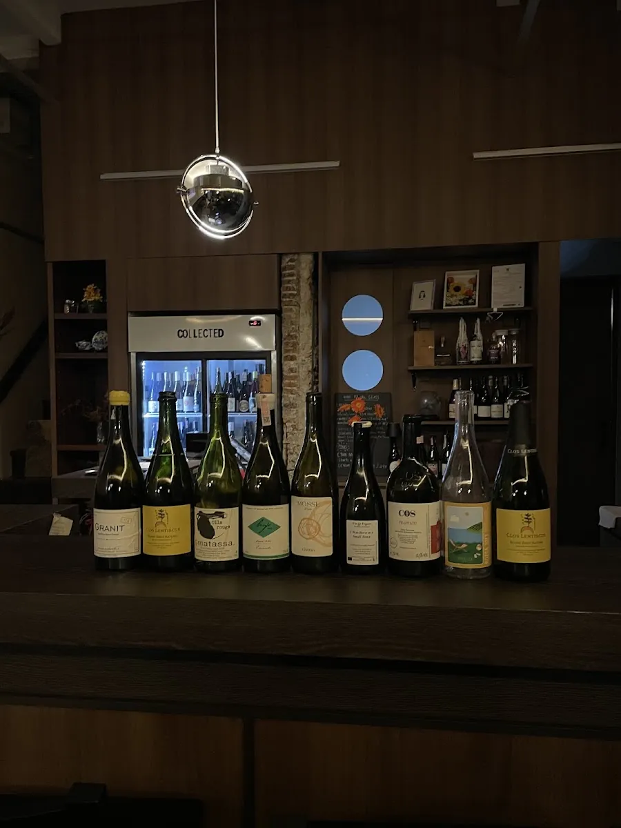 COLLECTED Natural Wine Bar - Photo 2