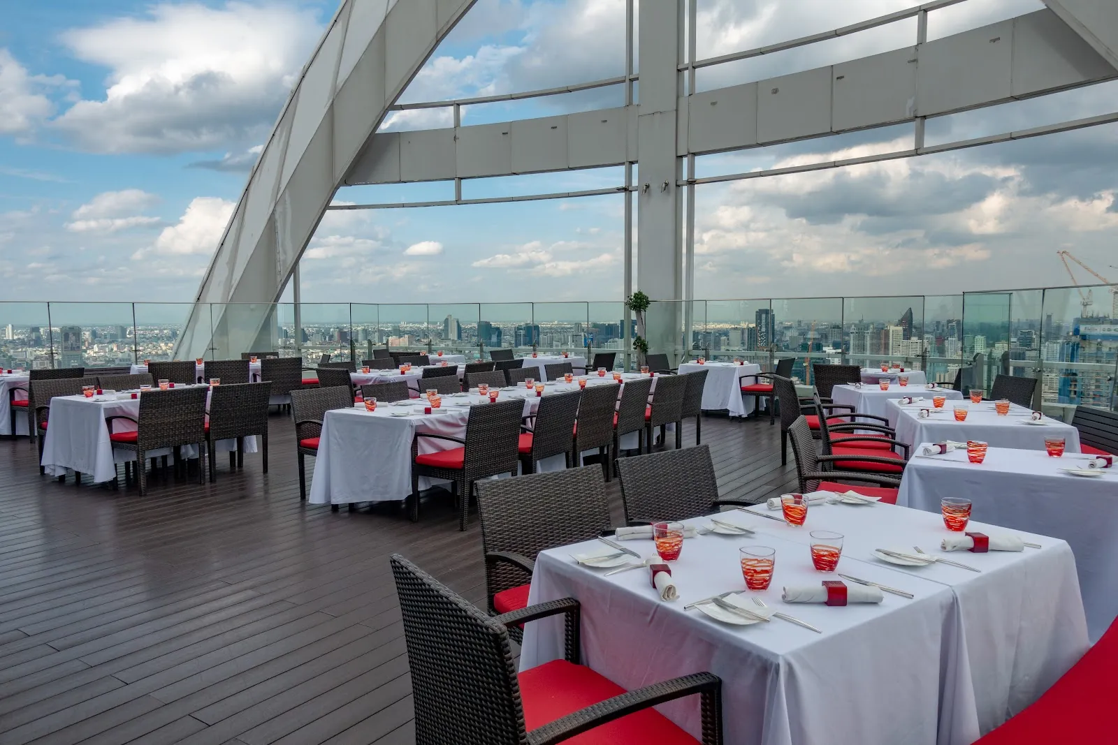 CRU Champagne Bar - Photo 2