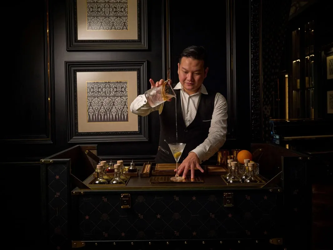 Firefly Bar - Photo 2