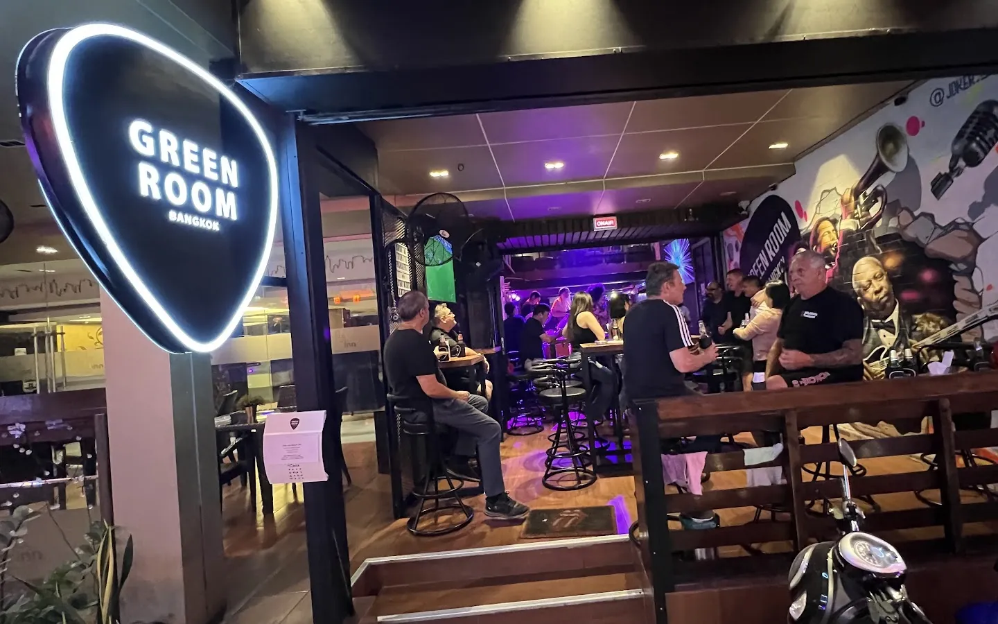 Green Room Bangkok - Live Music Bars in Nana, Bangkok