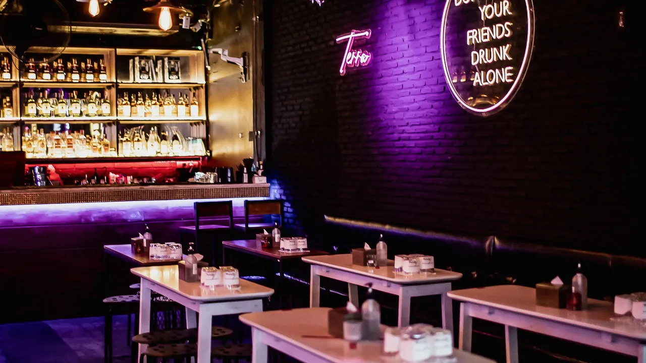 Home Ekkamai - Photo 2