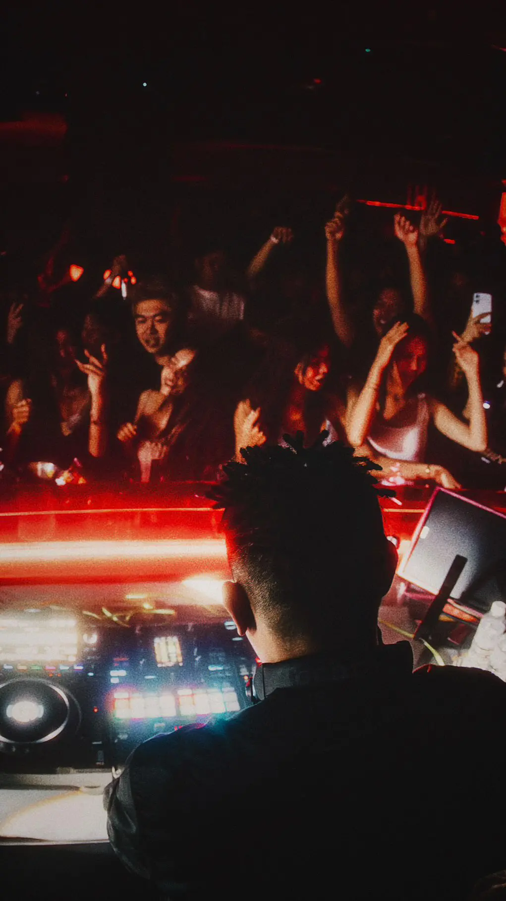 Mil Social Club - Nightclubs in Thonglor, Bangkok