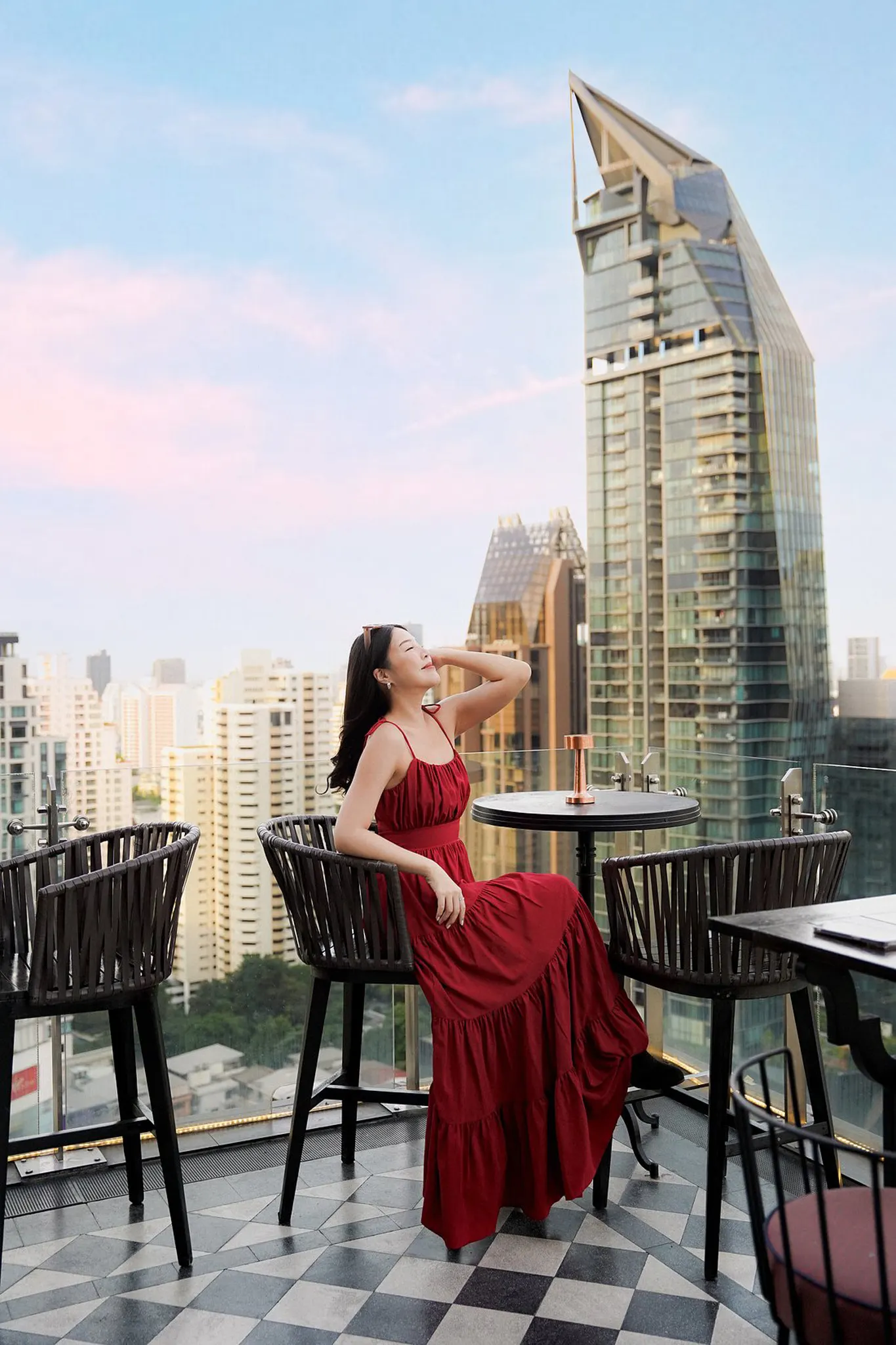 Mojjo Rooftop Lounge & Bar - Photo 2