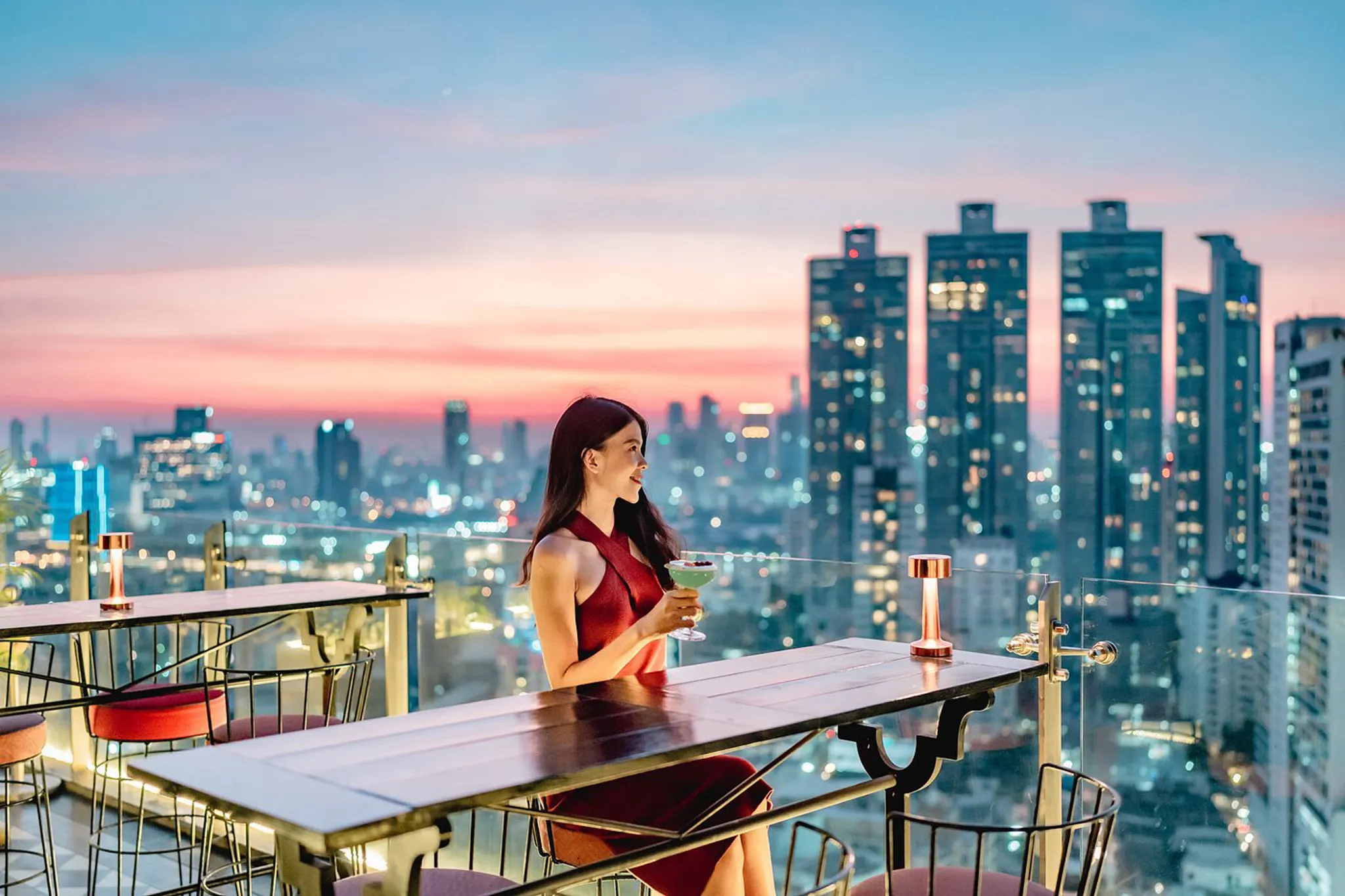 Mojjo Rooftop Lounge & Bar - Photo 8