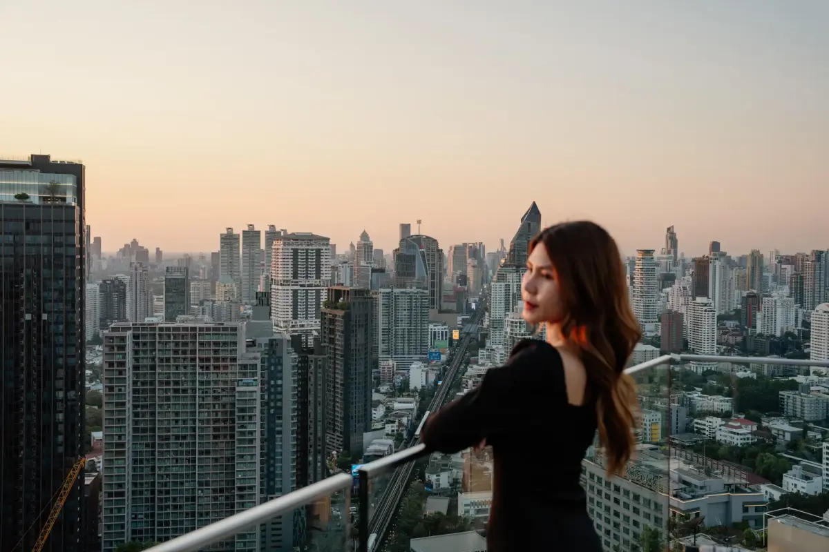 Octave Rooftop Lounge & Bar - Photo 9