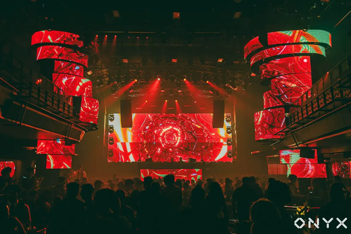 Onyx - Nightclubs in RCA, Bangkok