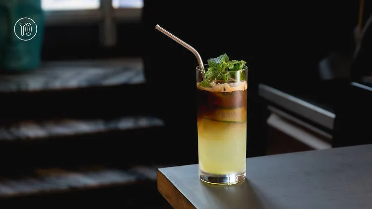 Perfect Strangers - Photo 3