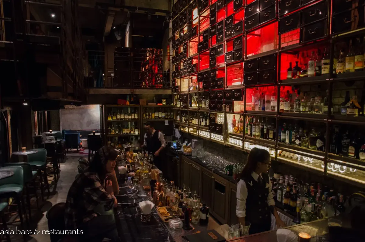 Rabbit Hole - Photo 4