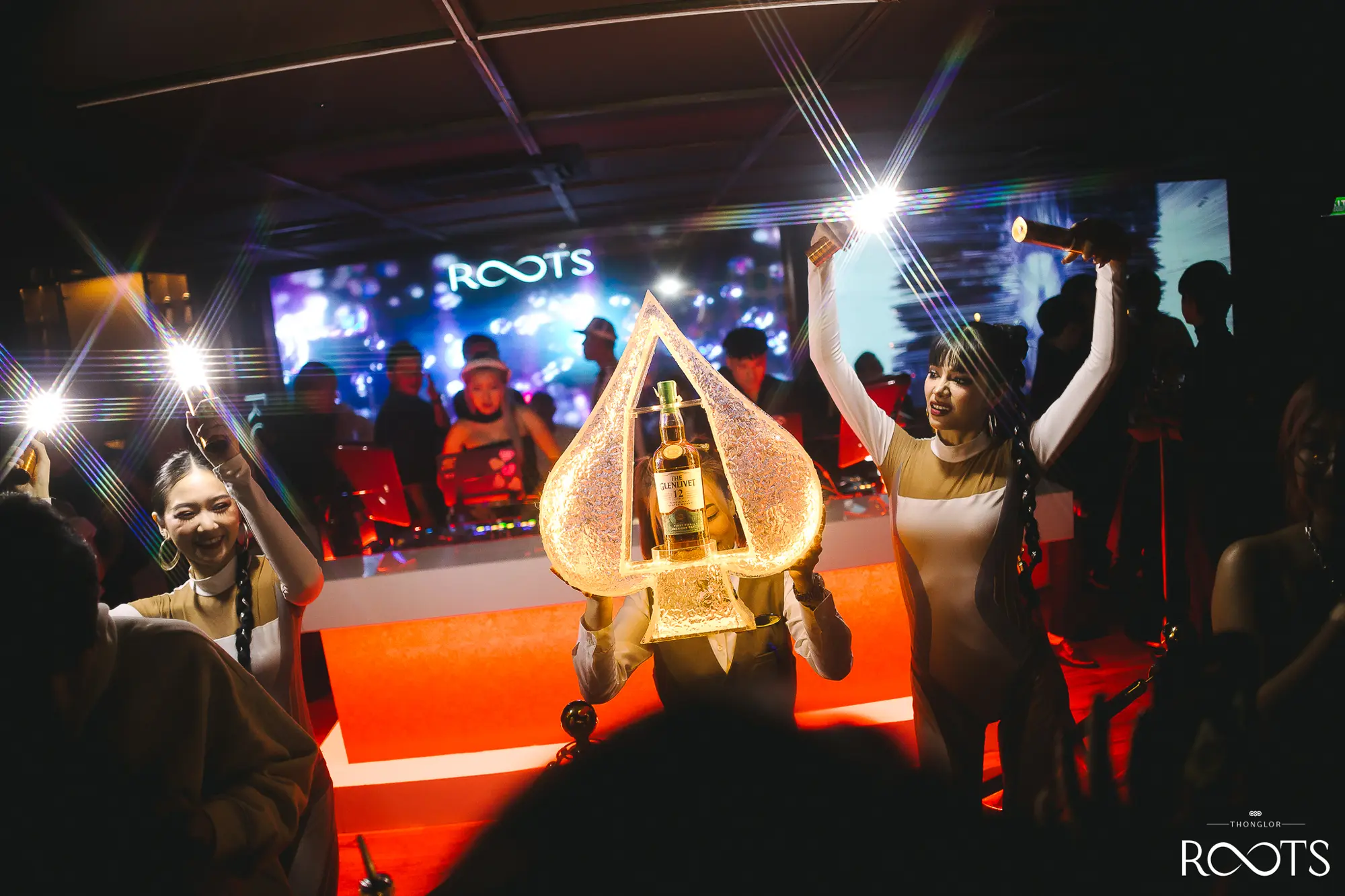 Roots - Nightclubs in Thonglor, Bangkok