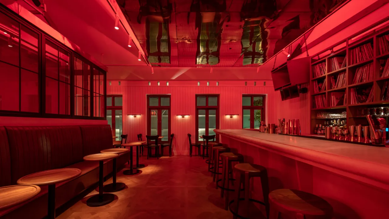 Saxophone Pub & Restaurant - Photo 5