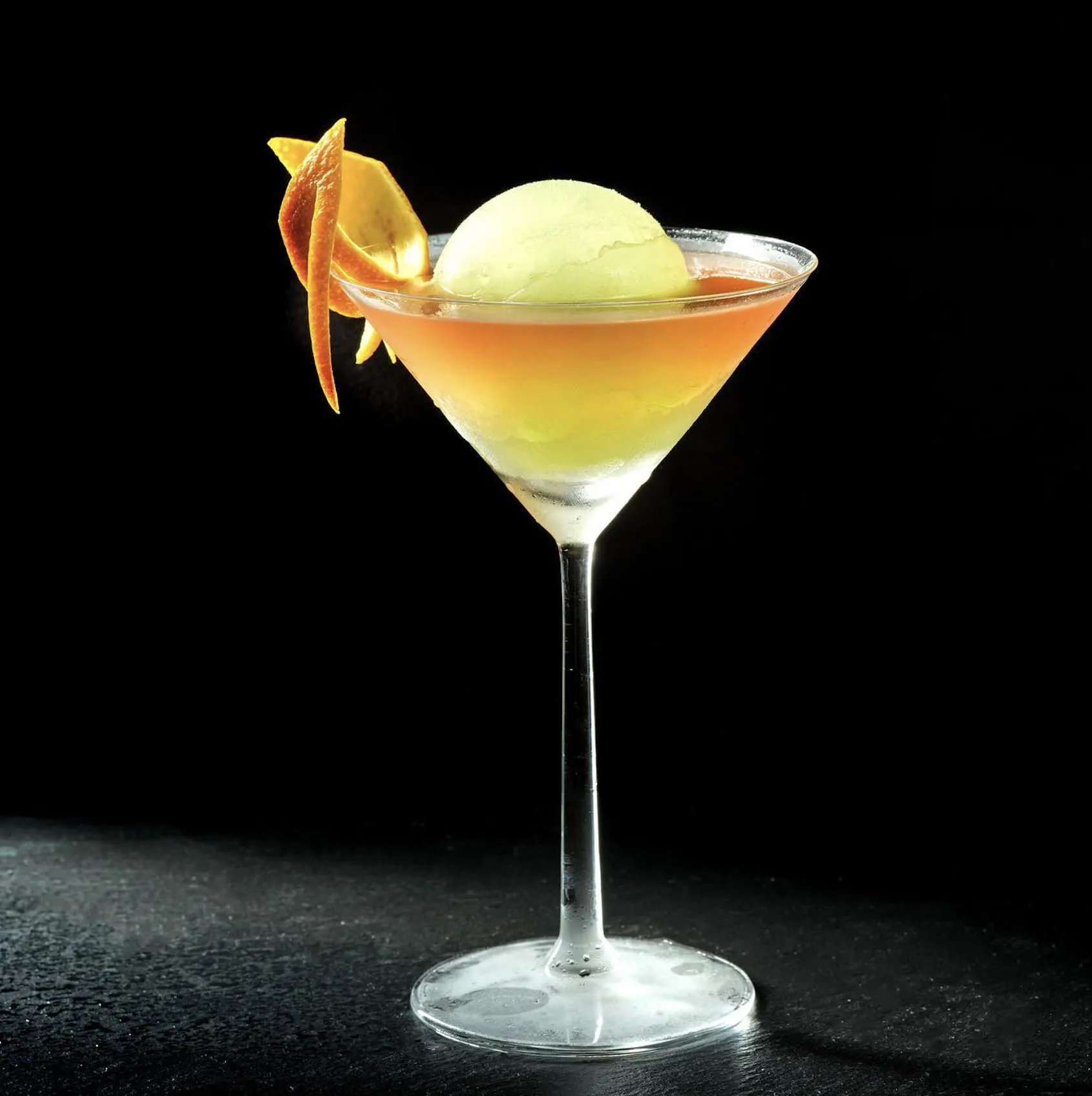 SOL & LUNA - Photo 1