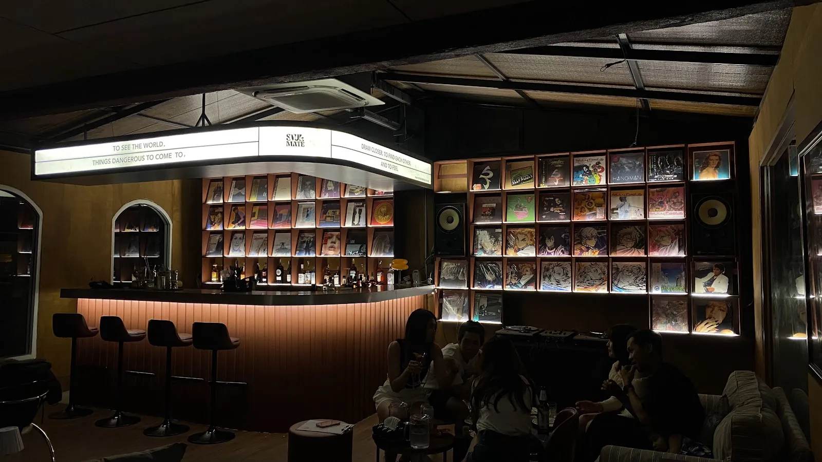 Soulmate Listening Bar - Photo 1
