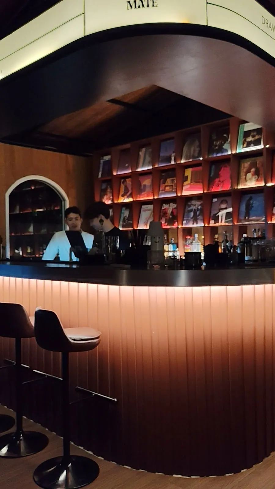 Soulmate Listening Bar - Photo 2
