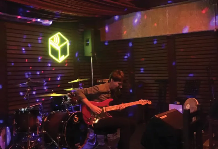 Speakerbox - Photo 2