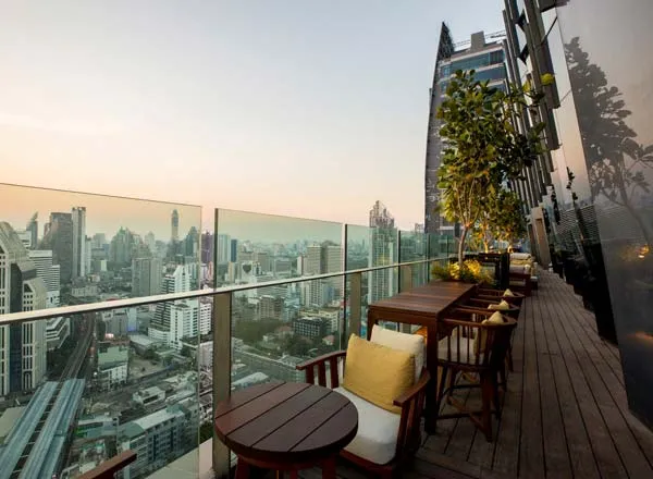 Spectrum Lounge & Bar - Photo 3