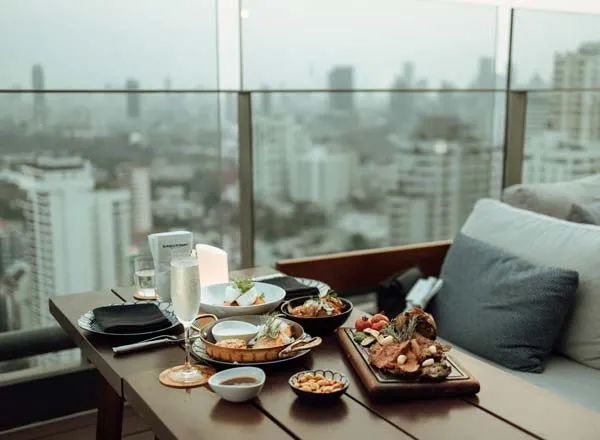 Spectrum Lounge & Bar - Photo 5