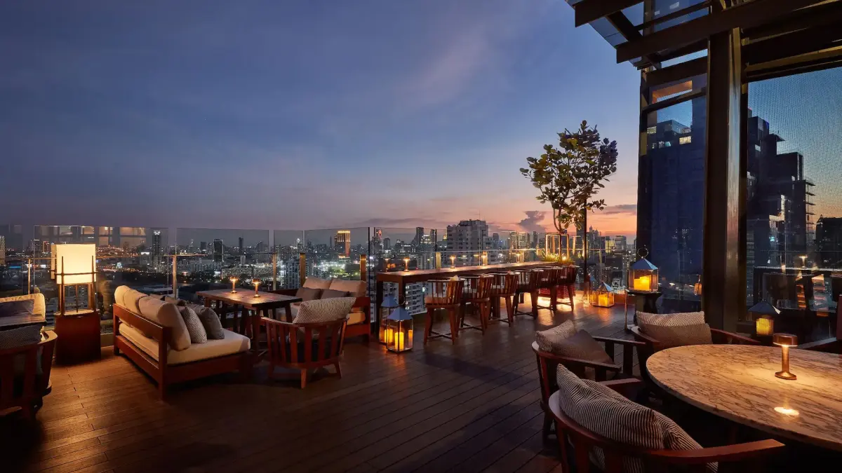 Spectrum Lounge & Bar - Rooftops in Nana, Bangkok