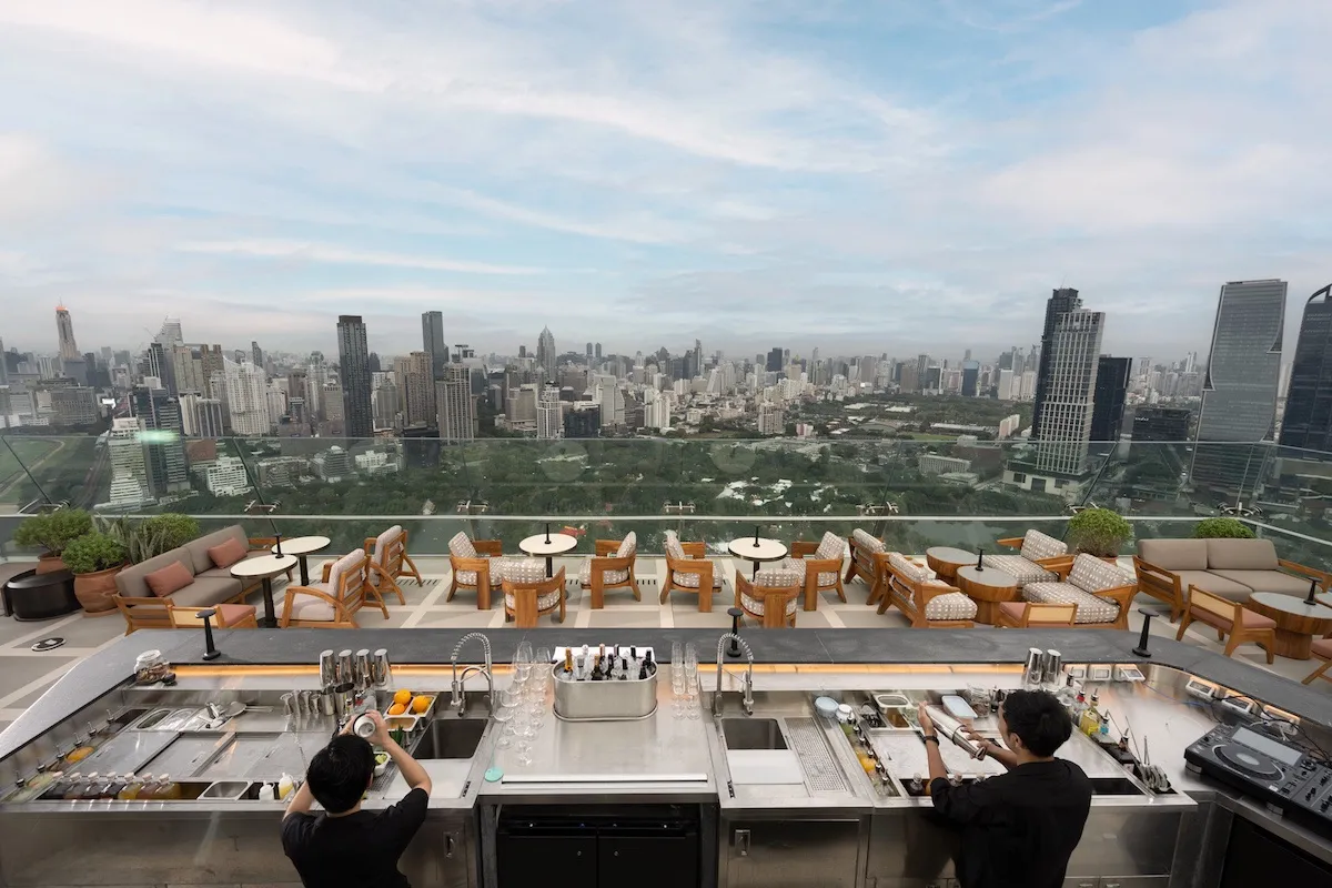 Spire Rooftop Bar - Photo 4