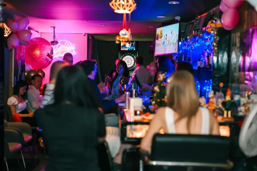 Stella's Secret Bar - Photo 4