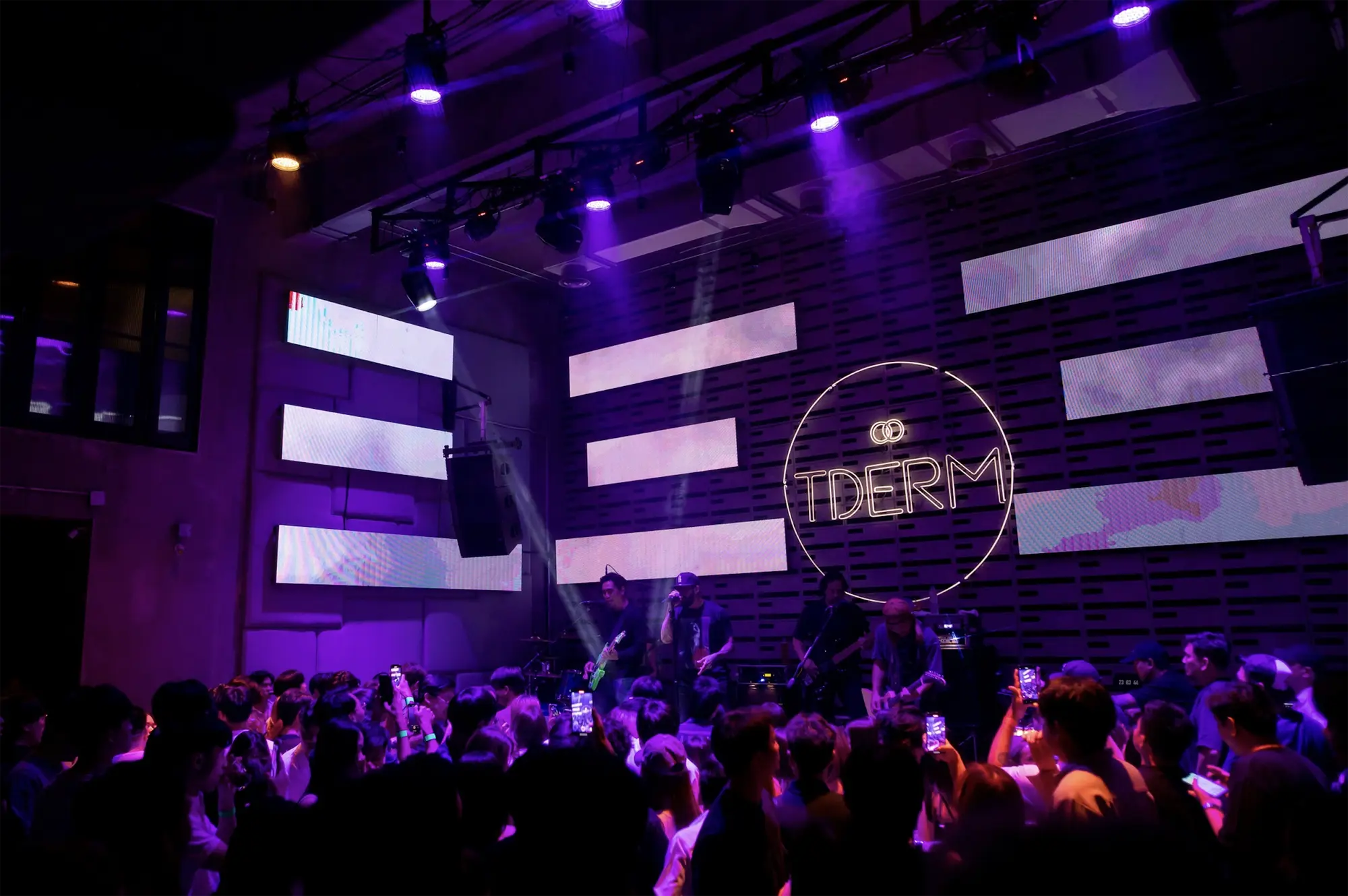 TDerm - Nightclubs in Ekkamai, Bangkok