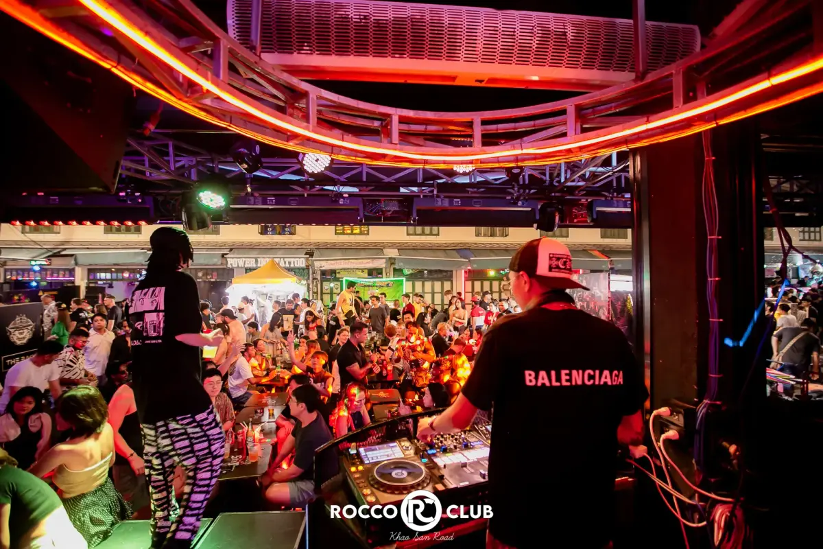 The Bucket - Photo 2