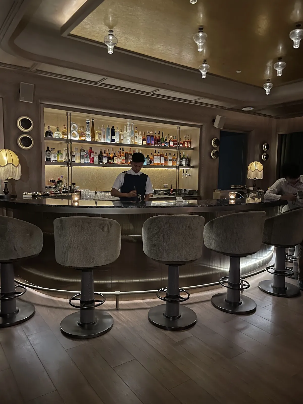 The Consul Club - Photo 3