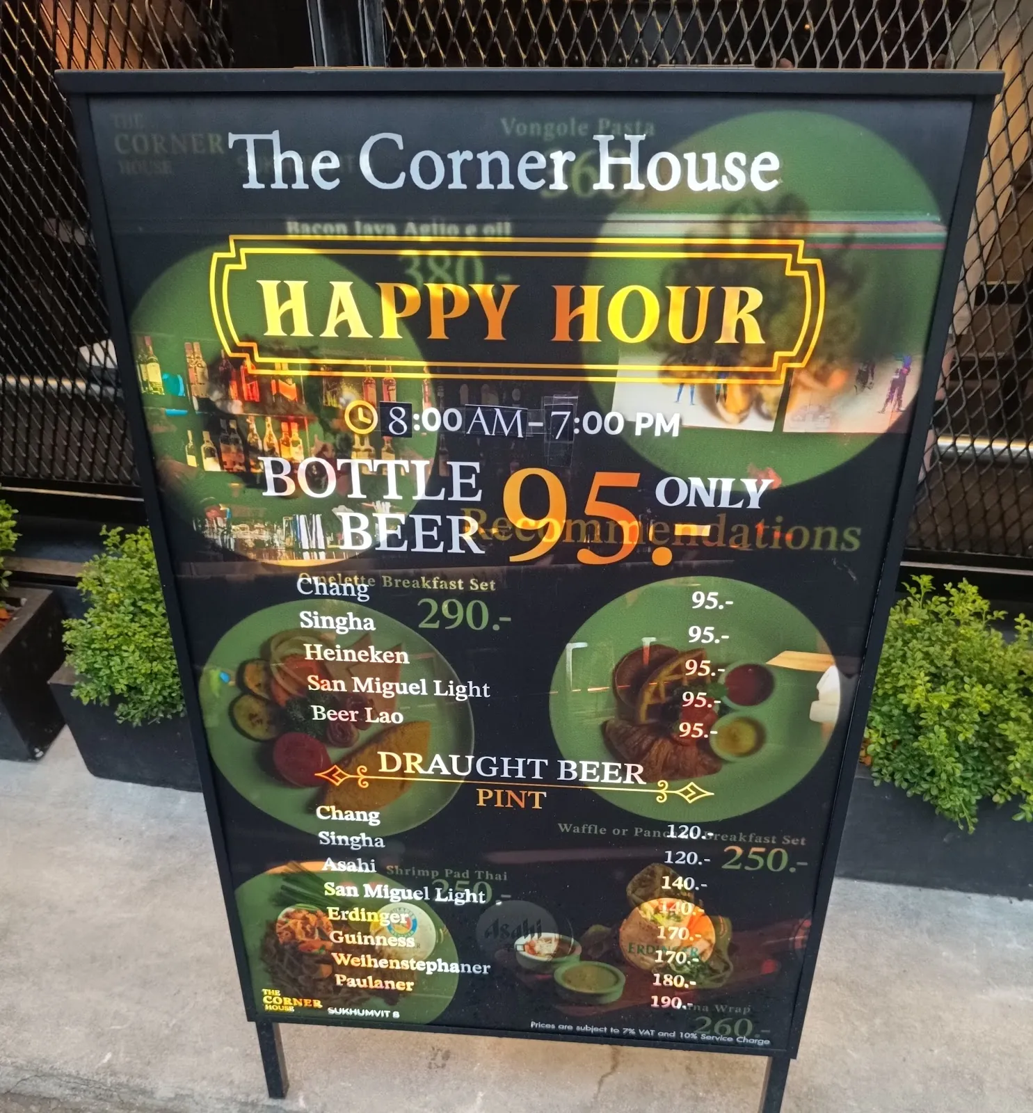 The Corner House Sukhumvit - Photo 2