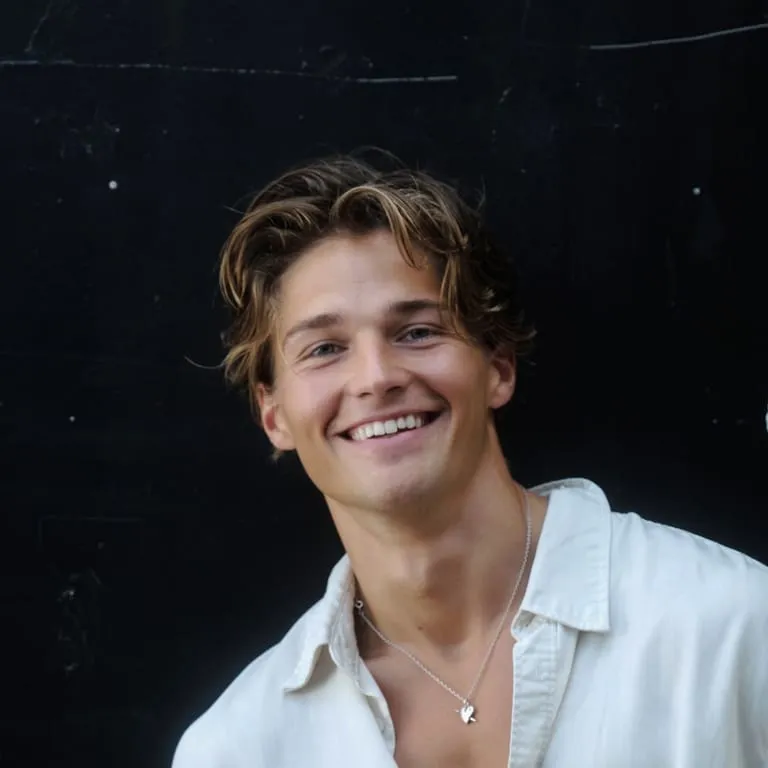 The Grey Area - Photo 4