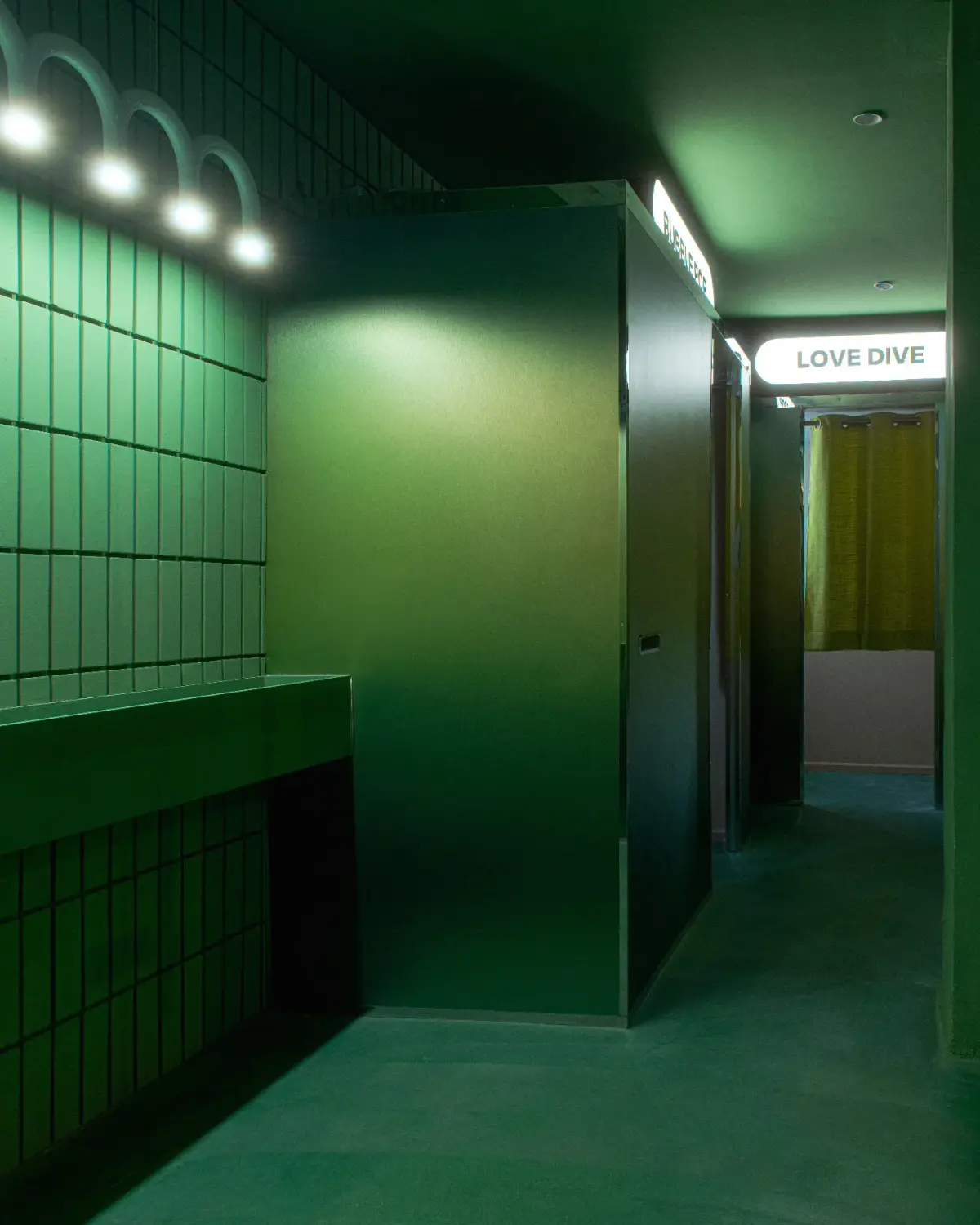 The Photobooth - Photo 6