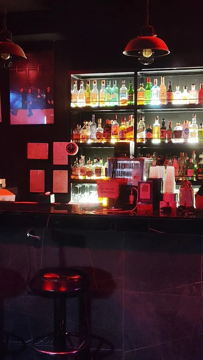 The Rock Pub - Photo 5
