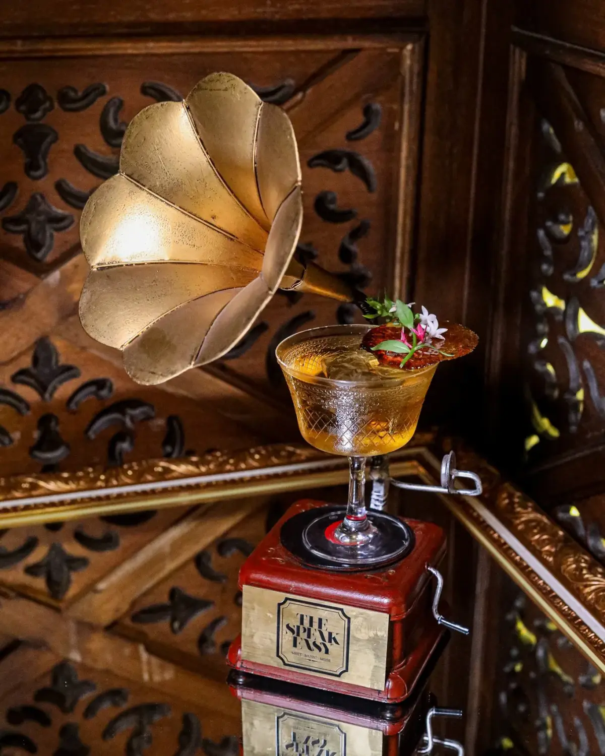 The Speakeasy Rooftop Bar - Photo 5