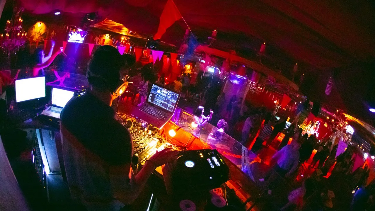 Urban Music Bar - Photo 1