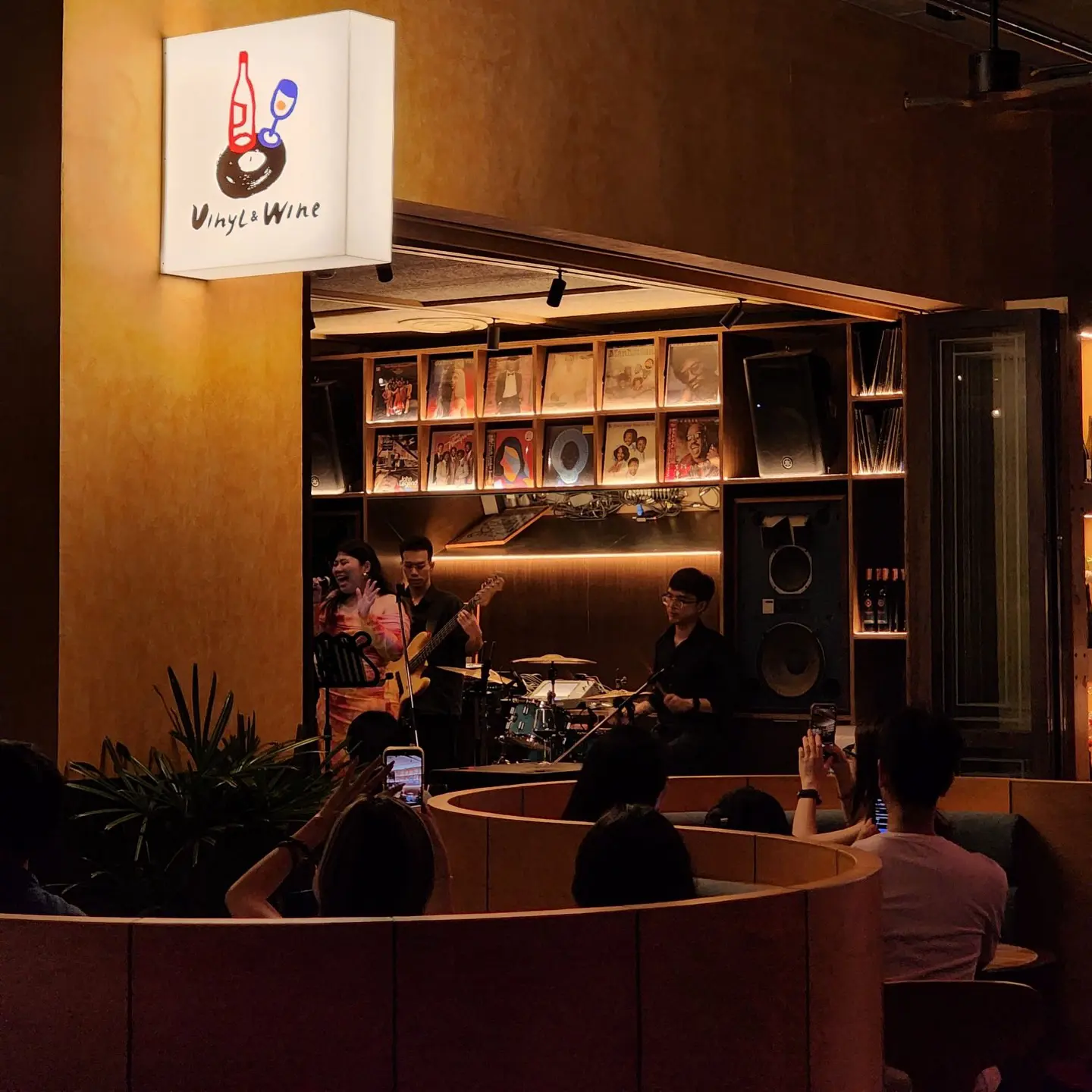 Vinyl & Wine - Bars in Phrom Phong, Bangkok