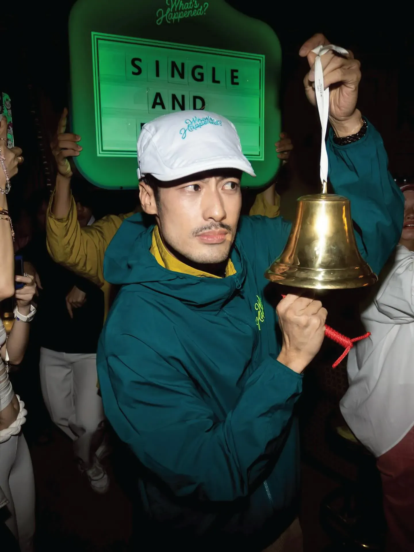 What's Happened? - Photo 2