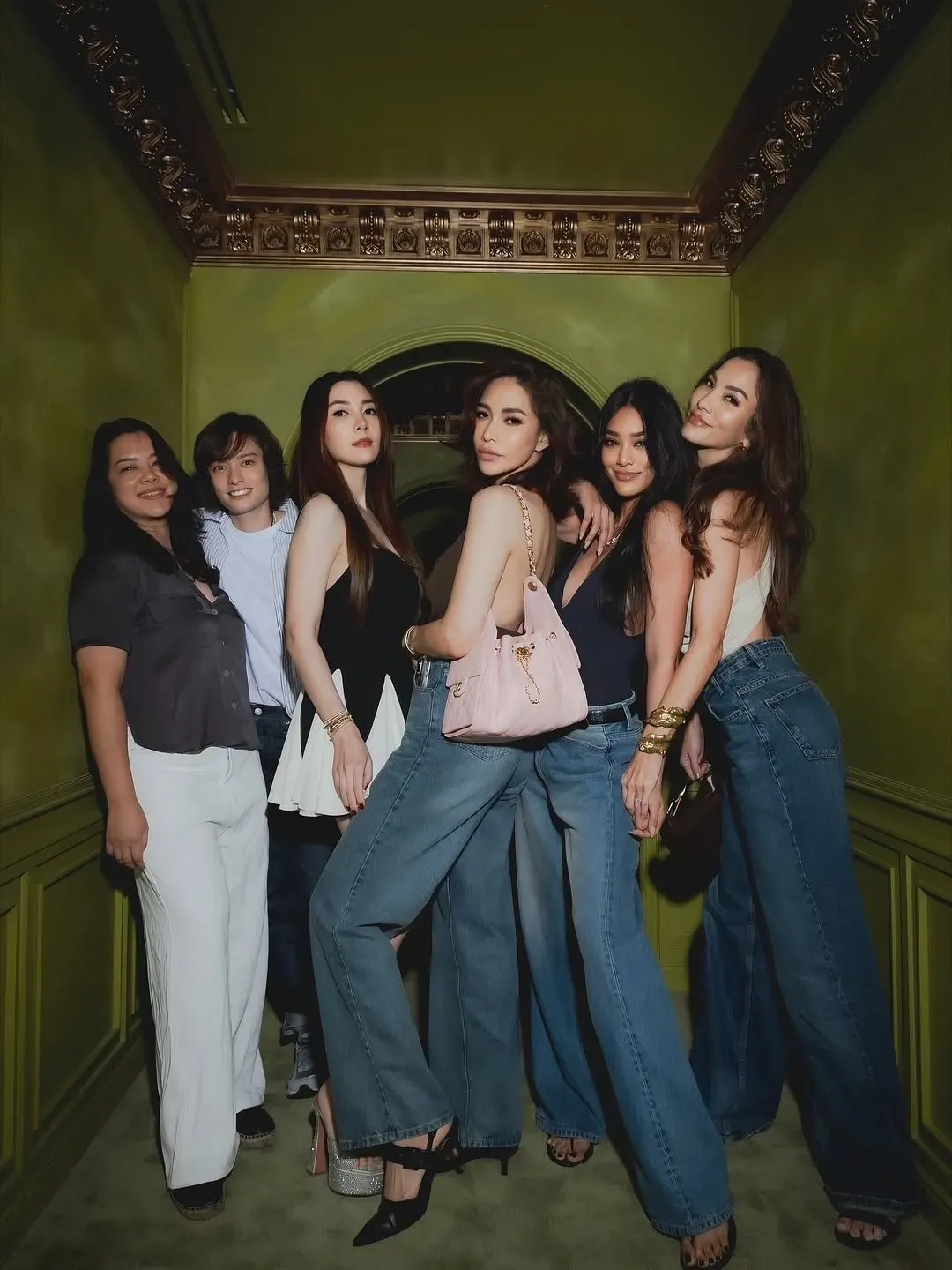 What's Happened? - Photo 3