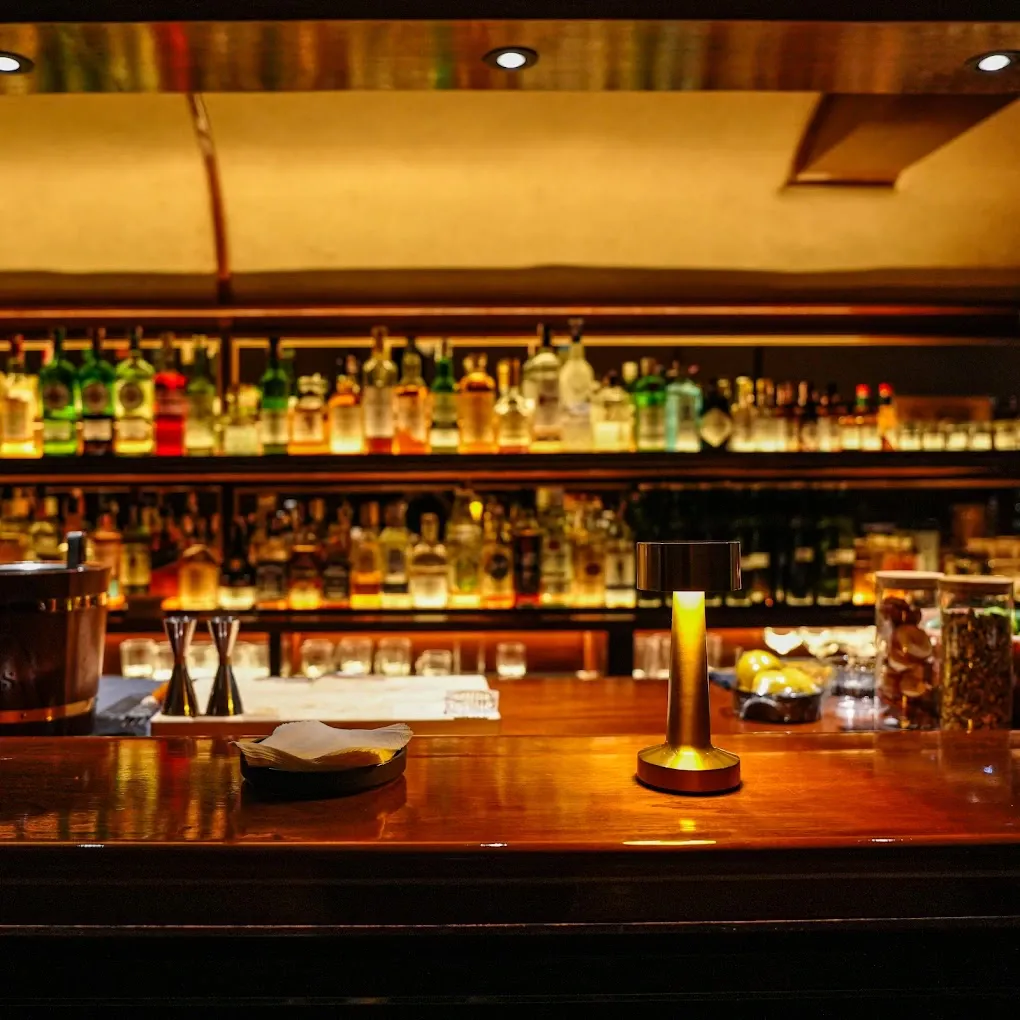 WYWS Cocktail Bar - Photo 2